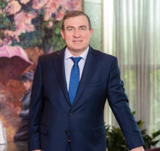 Dr. Ali Totonchi