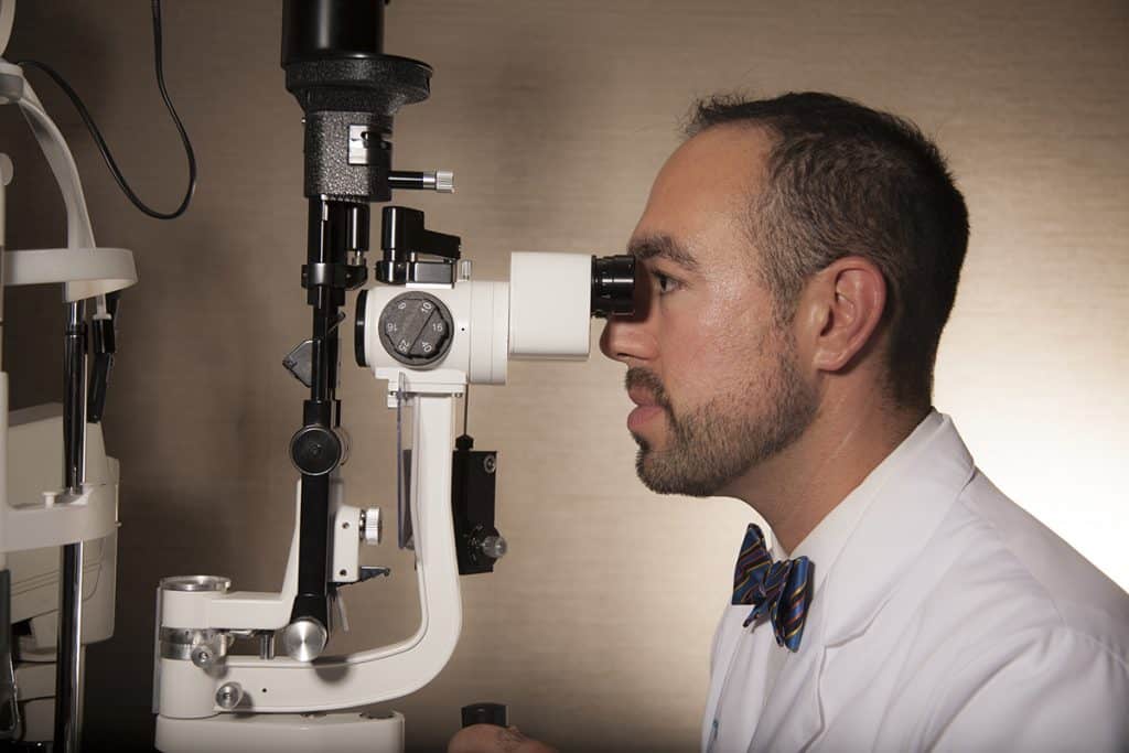 Eye Doctor Melborne Cataract Surgeon Suntree Ophthalmologist